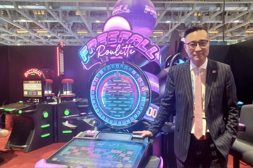 Interblock Michael Hu 与 Free Fall Roulette