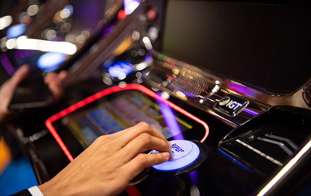 Slot Machine 电子博彩设备